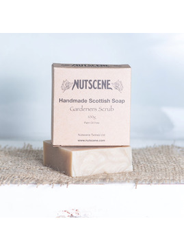 Nutscene Gardeners Scrub