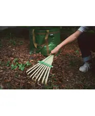Niwaki Bamboo Hand Rake